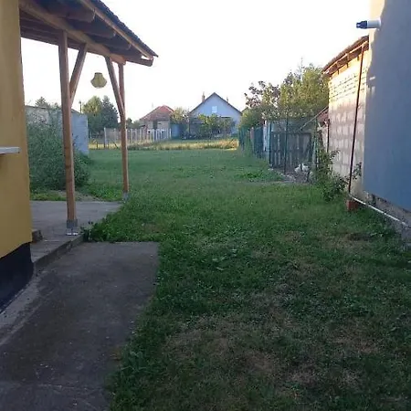 Holiday home веселый домик *
